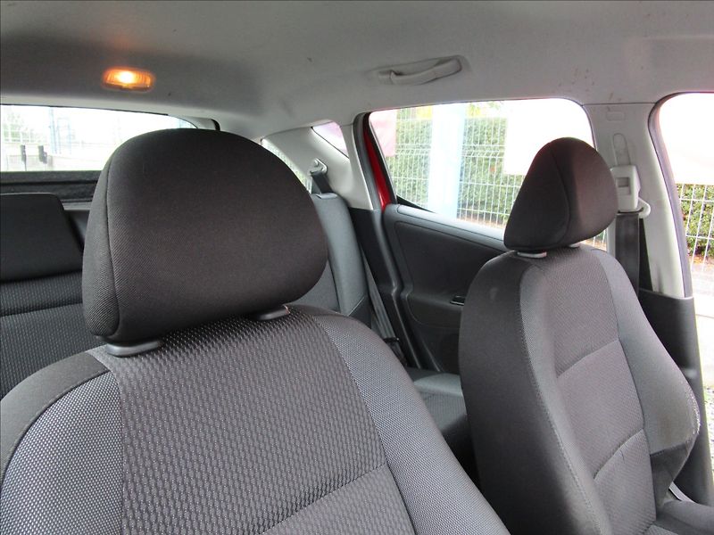 Peugeot 207 SW 1.4VTi Klima - fotka 18 z 36