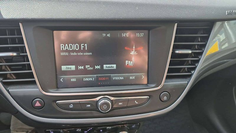 Opel Crossland Elegance F 12 XHT (96kW / 130H - fotka 23 z 37