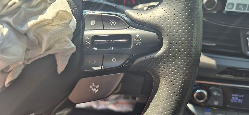 Hyundai i30 N Performance T-GDI 2.0 T-GDI - fotka 17 z 21