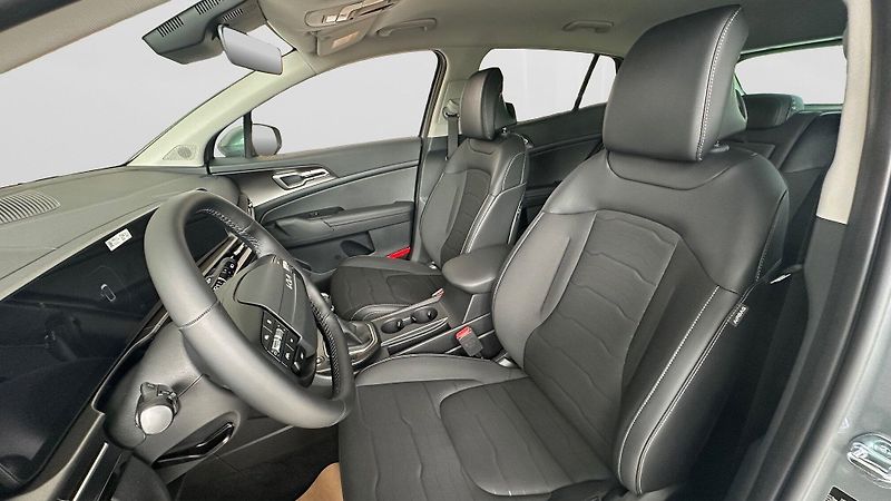 Kia Sportage (2026) NQ5 1,6 T-GDi GPF 4x2 7DCT BLA - fotka 3 z 14