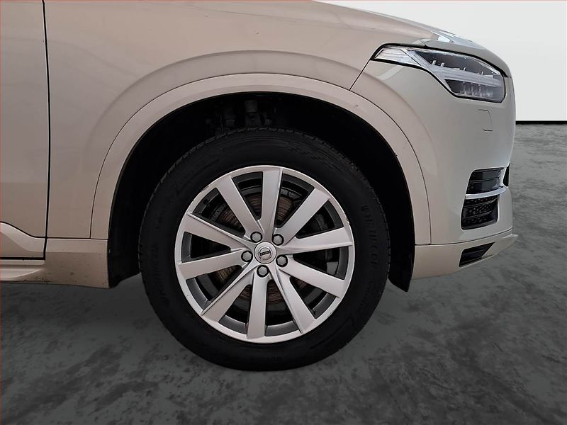 Volvo XC90 (2016) D5 AWD - fotka 15 z 24
