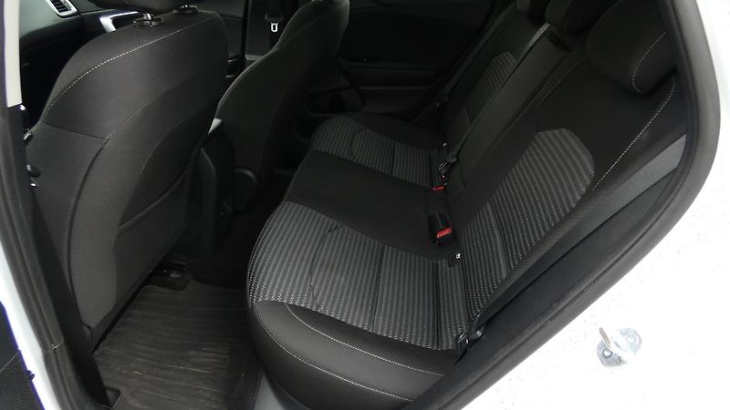 Kia Ceed 1.6 CRDi Comfort SW - fotka 19 z 22