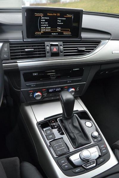 Audi A6  Avant 3.0 TDI 200 kW quattro  - fotka 4 z 49