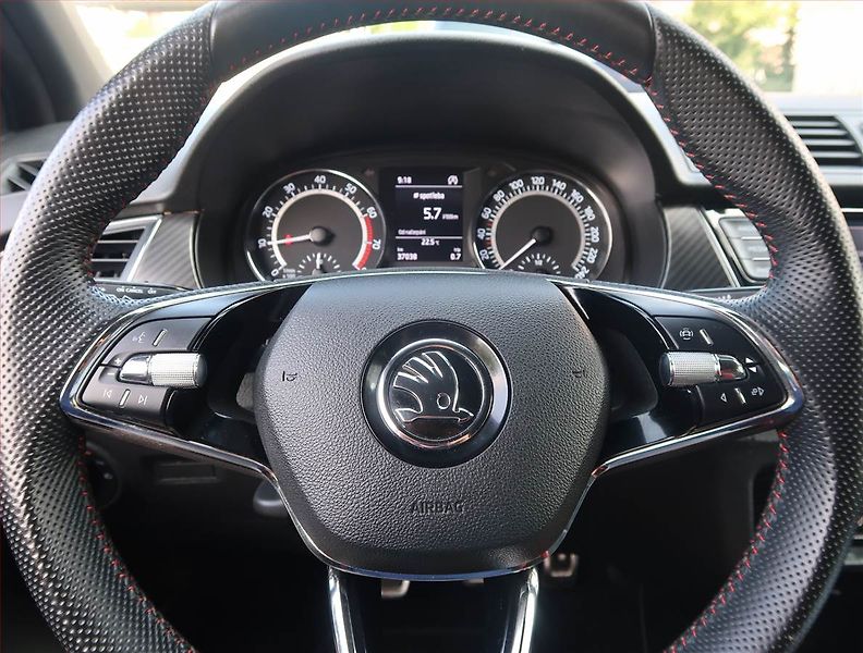 Škoda Fabia (2021) Monte Carlo 1.0 TSI - fotka 15 z 21
