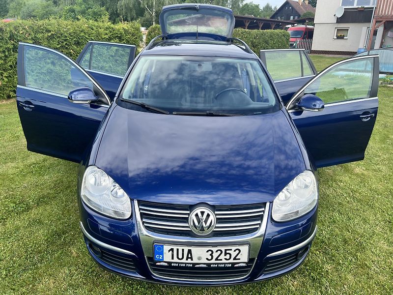 Volkswagen Golf 1.4TSI 90KW,DSG,DIGI,TEMPOMAT - fotka 23 z 45