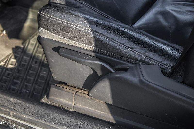 Volvo XC90 DVD, nezávislé topení, tažné. - fotka 30 z 43
