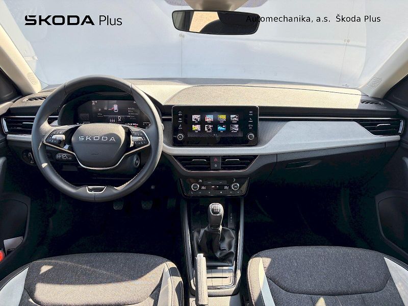 Škoda Scala (2025) 1.0 TSI / 85 kW / TOP SELECTIO - fotka 5 z 33