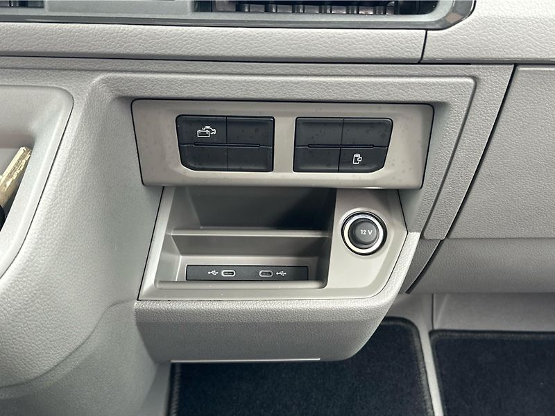 Volkswagen Grand California 600 2.0 TDI 120kW DSG, Clima - fotka 21 z 29