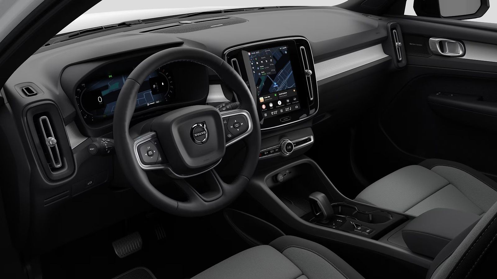 Volvo XC40 PLUS BLACK EDITION, B4 FWD, 14
