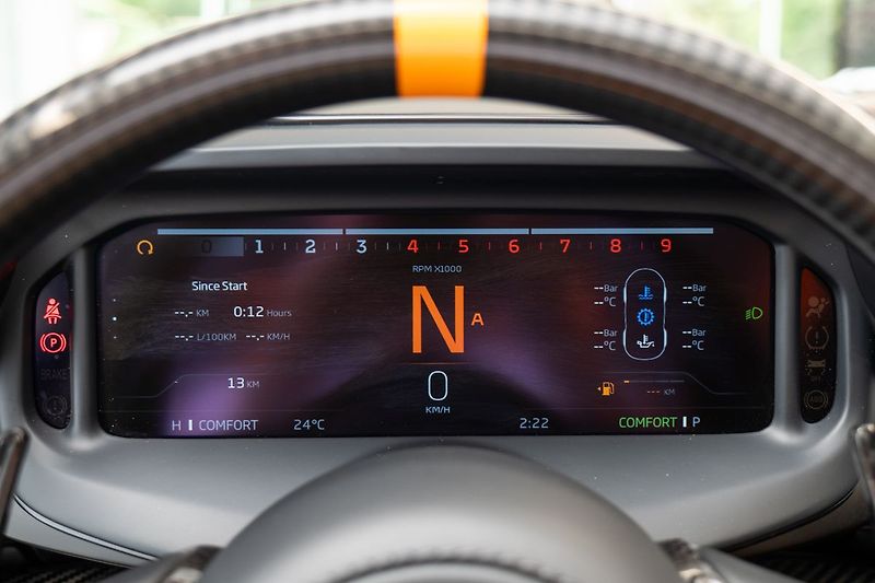 McLaren Ostatní One of 149/Lift/Karbon - fotka 16 z 31