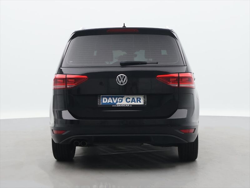 Volkswagen Touran 2,0 TDI 110kW Highline DSG DPH - fotka 5 z 33