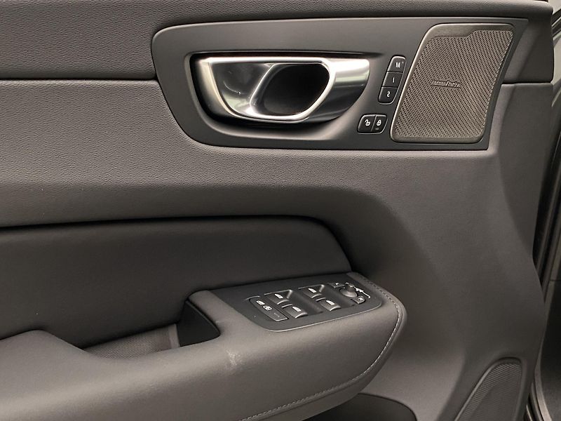 Volvo XC60 (2026) B5 AWD AUT BRIGHT PLUS  - fotka 27 z 66