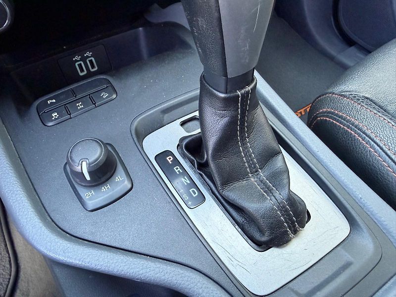 Ford Ranger 3,2 TDCi 4WD Wildtrak - fotka 17 z 21