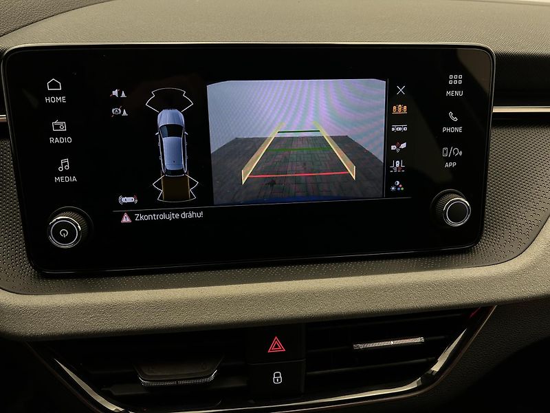 Škoda Scala 1.0 TSi Top selection - fotka 10 z 25