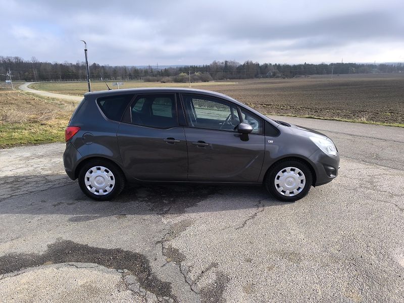 Opel Meriva (2011) 1.4  1.MAJITEL, DOLOŽENÉ KM - fotka 8 z 28