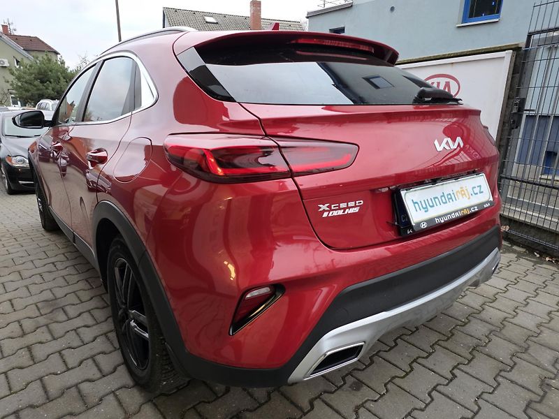 Kia XCeed 1.5-V ZÁRUCE-AUTOMAT-TOP STAV - fotka 9 z 17