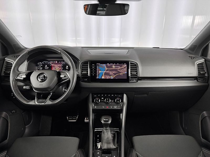 Škoda Karoq 1.5TSI DSG SPORTLINE EXCLUSIVE - fotka 10 z 26