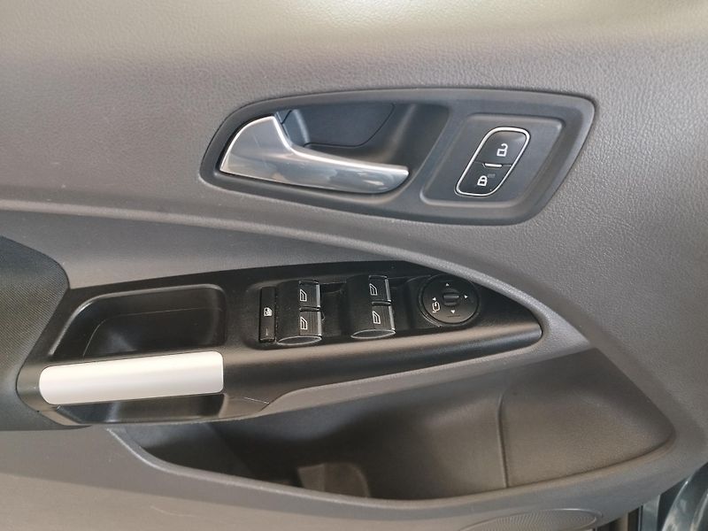 Ford Tourneo Connect (2019) TDCI,88KW,AUTOMAT,PANOR,LONG - fotka 17 z 30