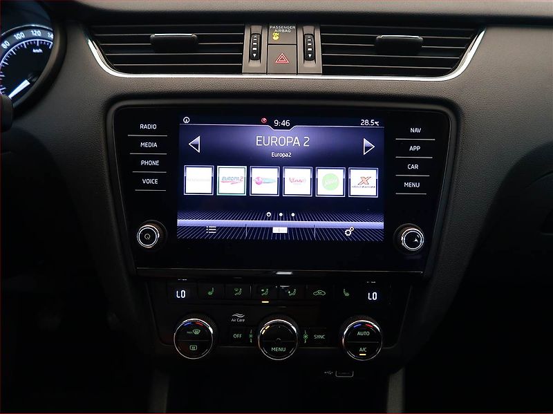 Škoda Octavia (2018) 1.6 TDI, Navi, Tempomat - fotka 12 z 16