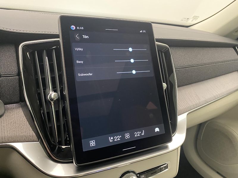 Volvo XC90 (2026) B5 AWD AUT BRIGHT PLUS 7míst - fotka 37 z 55