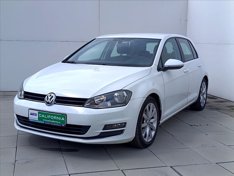 Volkswagen Golf 2,0 TDi DSG Aut.Klima Tempomat - fotka 2 z 41