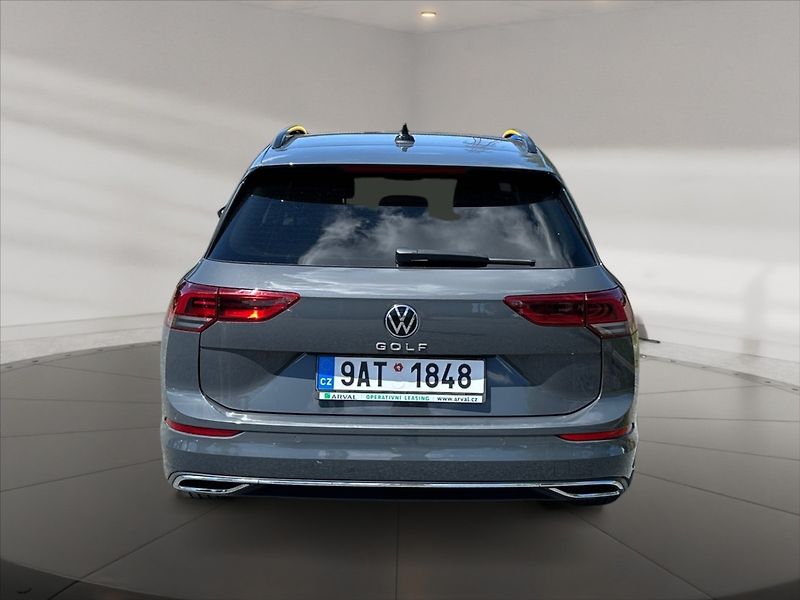 Volkswagen Golf 2,0 TDI 110 Style 5d - fotka 5 z 11