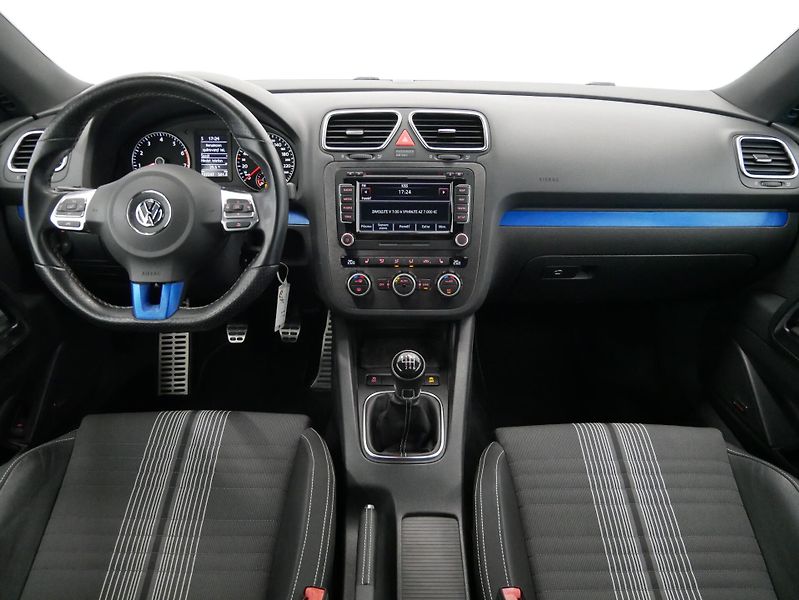 Volkswagen Scirocco - fotka 5 z 26