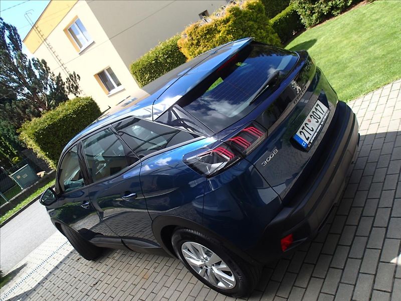 Peugeot 3008 1,2 CZ, 1.Majitel, serv. kn - fotka 11 z 48