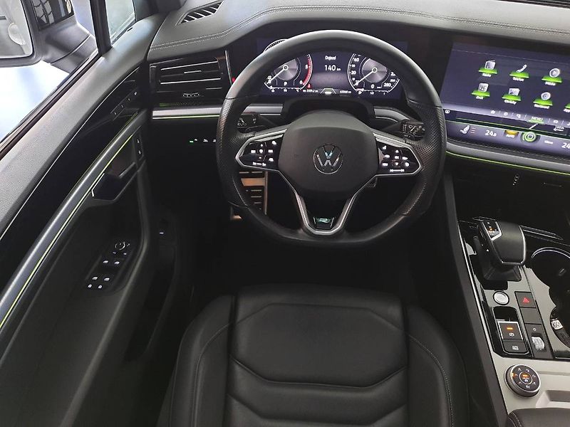 Volkswagen Touareg (2022) R-Line 3.0 TDI (210kW/285k) Ti - fotka 11 z 25