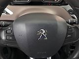 Peugeot 2008 (2015) 1.4 HDi, Tempomat - náhled 18