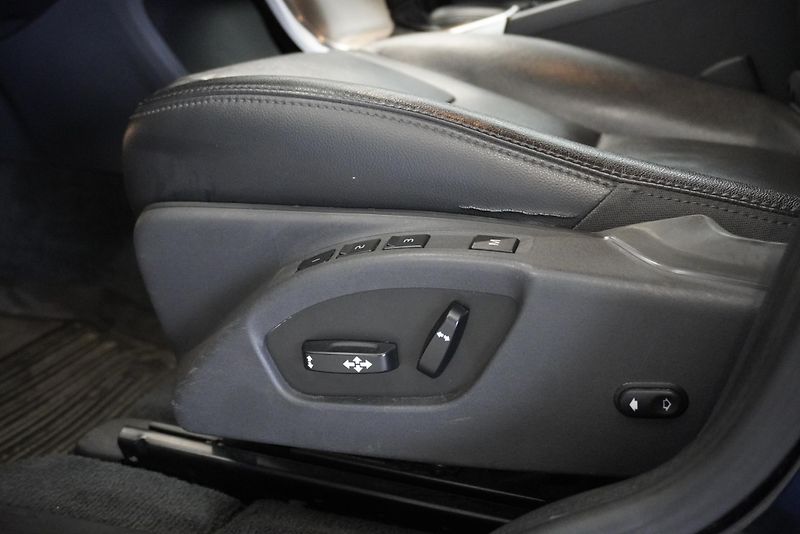 Volvo XC60 (2015) XC60  2,0 D4 AUTOMAT - fotka 12 z 30