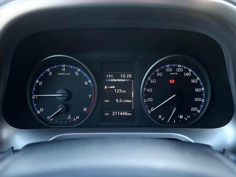 Toyota RAV4 (2017) 2.0 VVT-i, 4X4, Serv.kniha - fotka 11 z 13