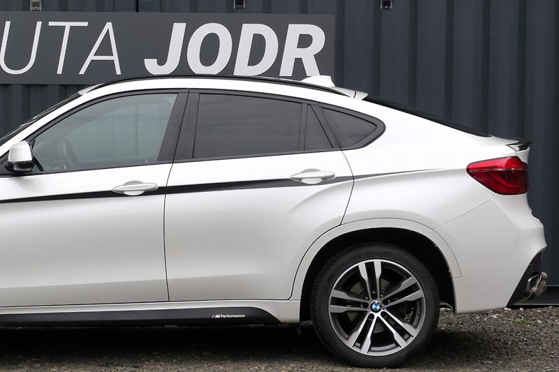 BMW X6 30d, ČR, Tažné, Harman, ACC - fotka 3 z 44