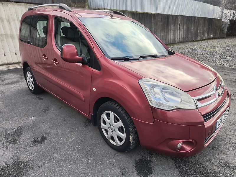 Citroën Berlingo (2011) 1.6 HDI MULTISPACE ČR/AC/PC/CD - fotka 5 z 35