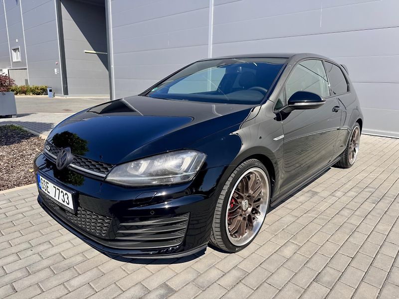 Volkswagen Golf (2013) 2.0 TDI GTD AUTOMAT PANORAMA - fotka 3 z 22