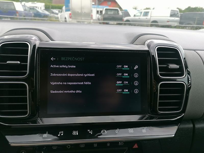 Citroën C5 Aircross (2021) 1.6 Hybrid Plug-in 225E - fotka 27 z 43