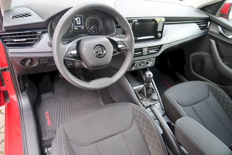 Škoda Kamiq (2023) Ambition 1,0 TSi/ 70 kW - fotka 7 z 34