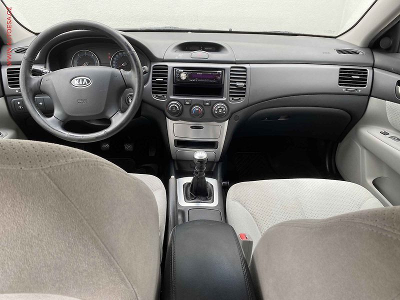 Kia Magentis (2009) 2.0 CRDi, 2.maj, AC - fotka 8 z 15