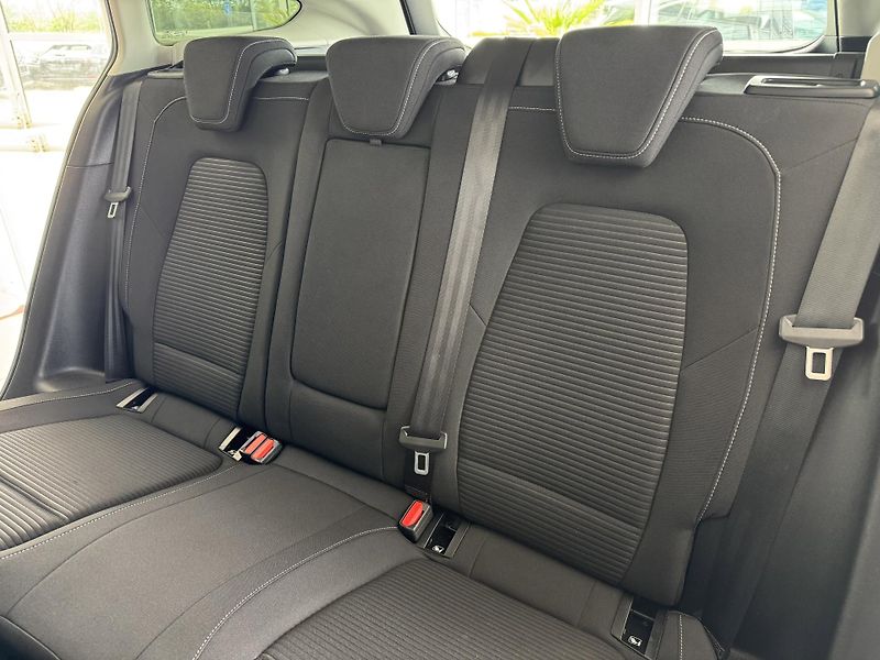 Ford Focus 1,5EB*88kW*AUT*Titanium*Kamera - fotka 14 z 31