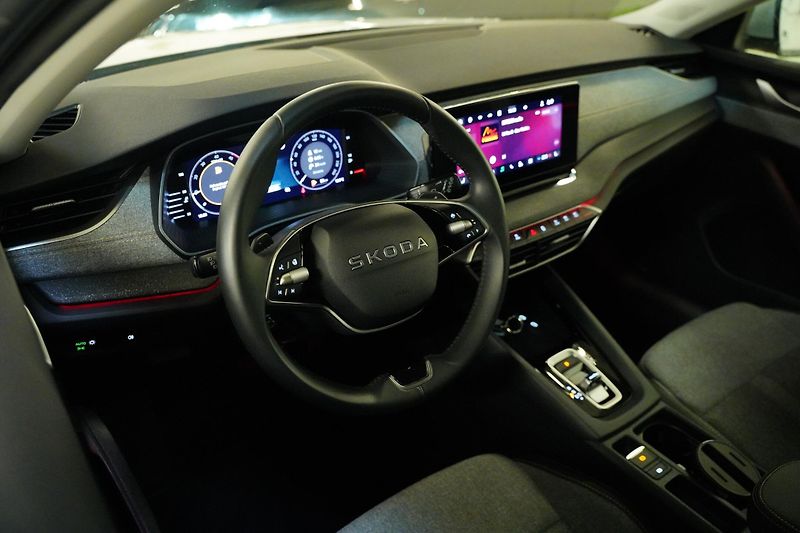 Škoda Octavia - fotka 14 z 29