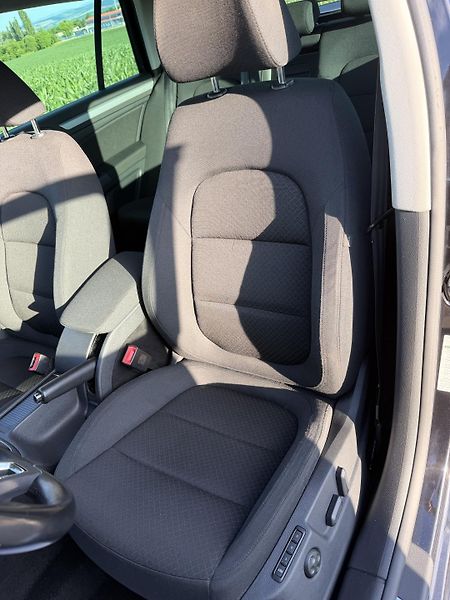 Škoda Superb (2014) 2,0TDI 125kW DSG ELEGANCE - fotka 20 z 81