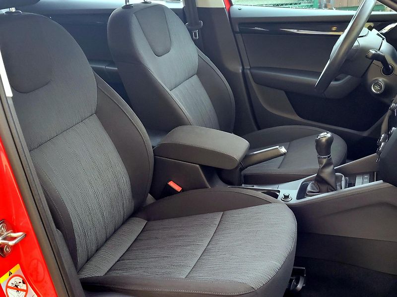 Škoda Octavia TDi Style CEBIA,CZ*SERV.KN     - fotka 25 z 44