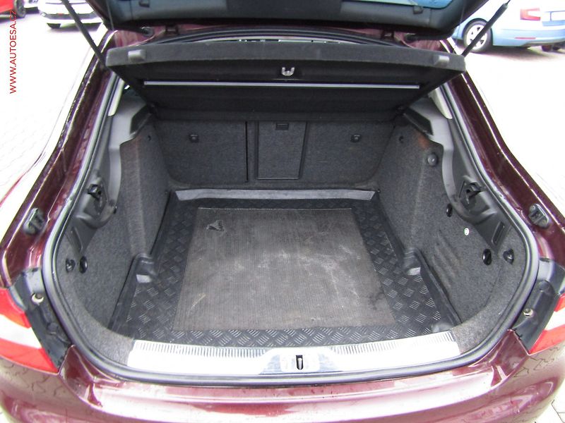 Škoda Superb (2008) 2.0 TDi, ČR, Xenon, AC - fotka 7 z 21