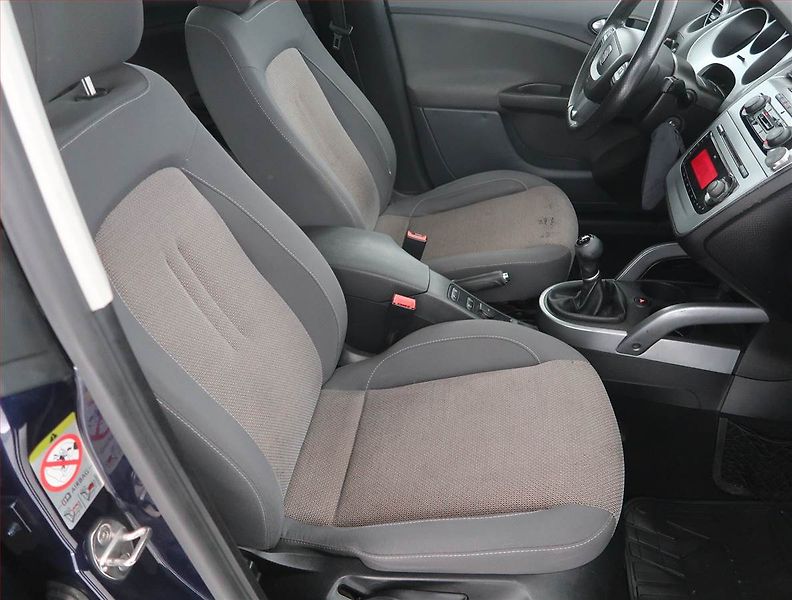 Seat Altea (2009) 1.4 TSI, nová STK, Tažné - fotka 9 z 16
