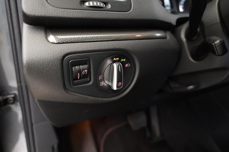 Seat Alhambra - fotka 13 z 30