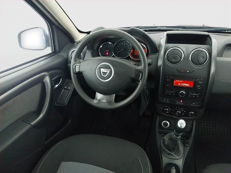 Dacia Duster (2016) 1.5 dCi, 4X4, ČR,1.maj - fotka 7 z 14