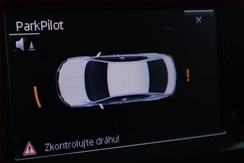 Škoda Octavia (2013) 1.2 TSI, Serv.kniha, Tempomat - fotka 18 z 24