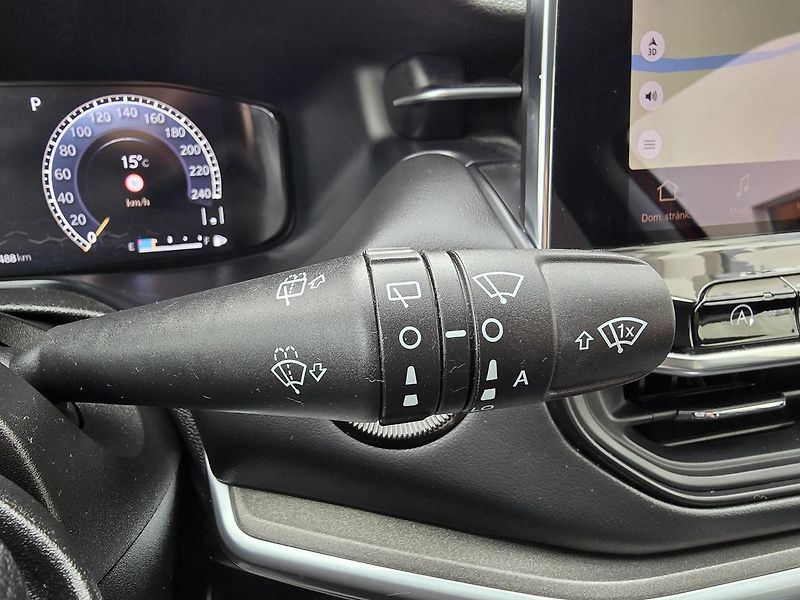 Jeep Compass 110kW LIMITED KAMERA+NAVI - fotka 26 z 44