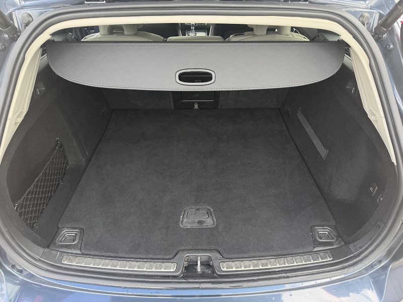 Volvo V60 2,0 140kW INSCRIPTION závěs  - fotka 21 z 21