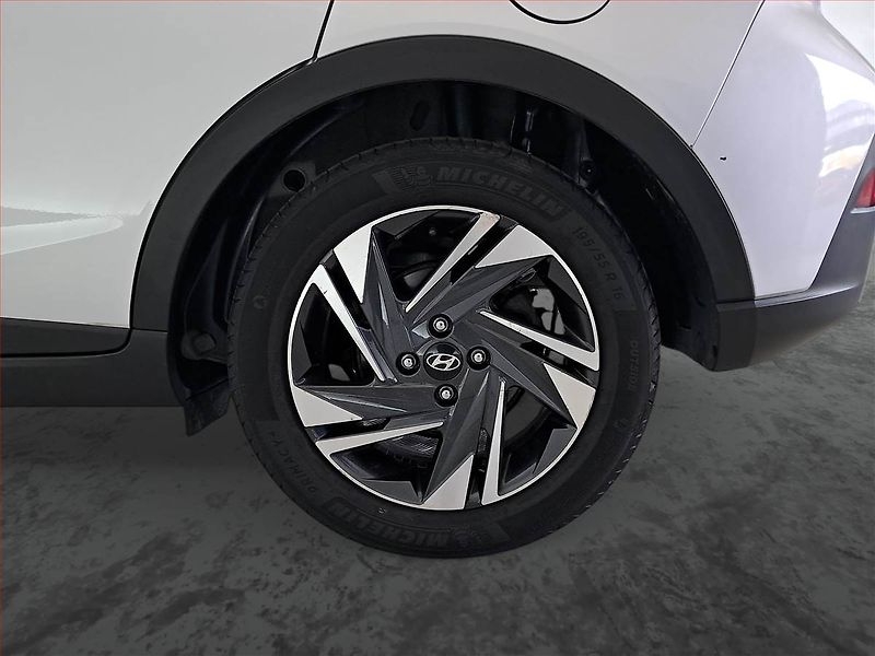 Hyundai Bayon (2021) 1.2 i, Tempomat, Park. senzory - fotka 14 z 18
